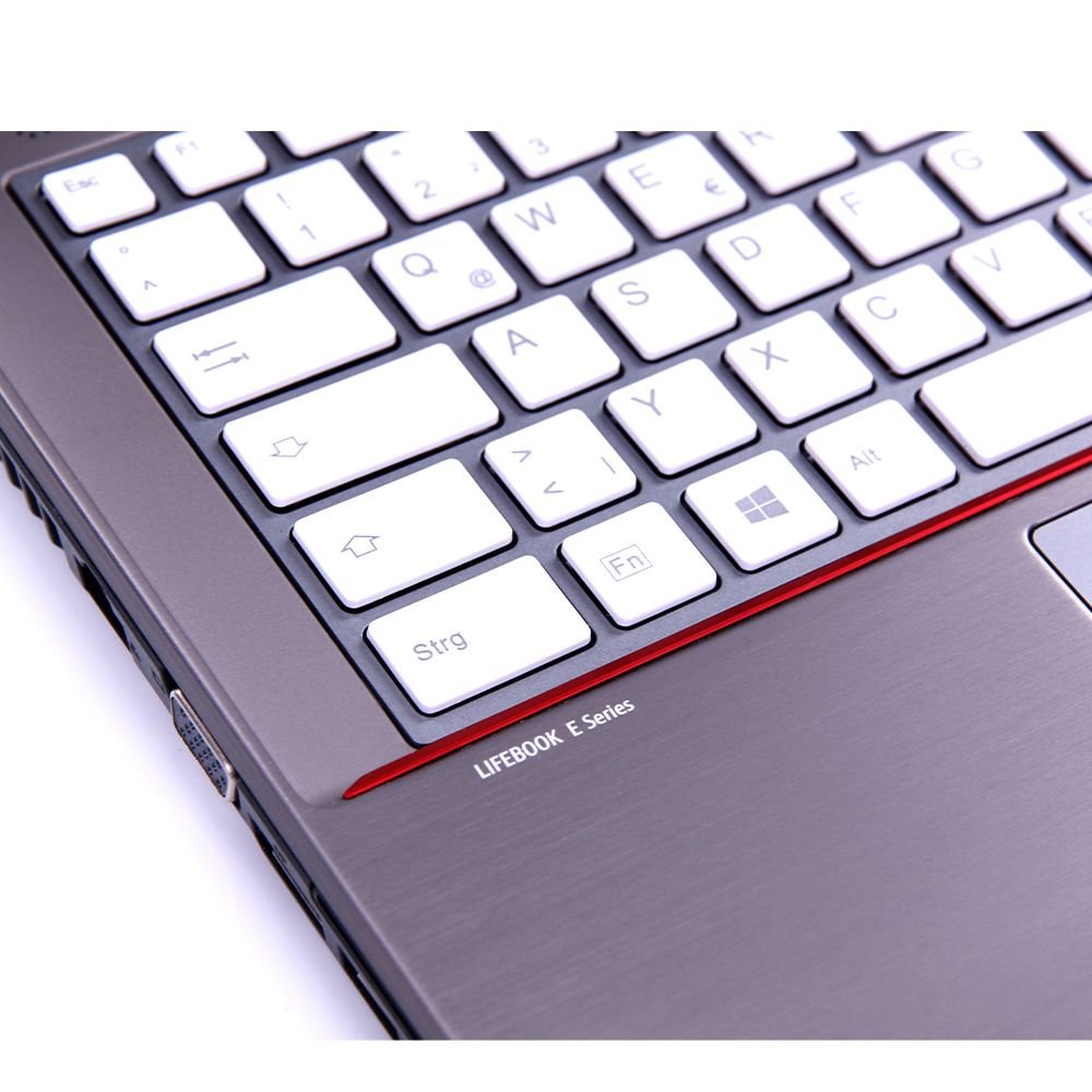 Fujitsu Lifebook E744 14 Zoll 1600×900 HD+ Intel Core i5 256GB SSD 8GB Windows 10 Home inkl. Docking refurbished