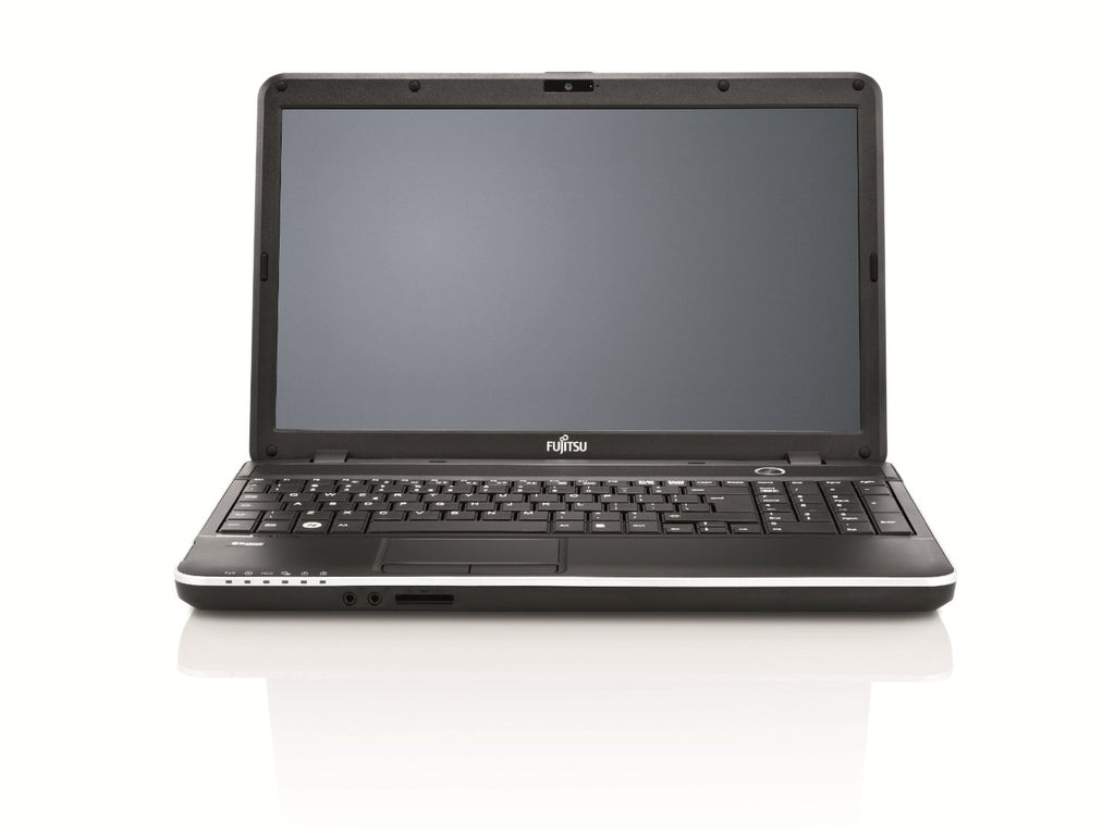 Fujitsu Lifebook A512 15,6 Zoll Intel Core i3 320GB Festplatte 4GB Speicher